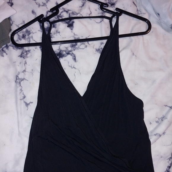 Lululemon plunging neck tank - Picture 4 of 5